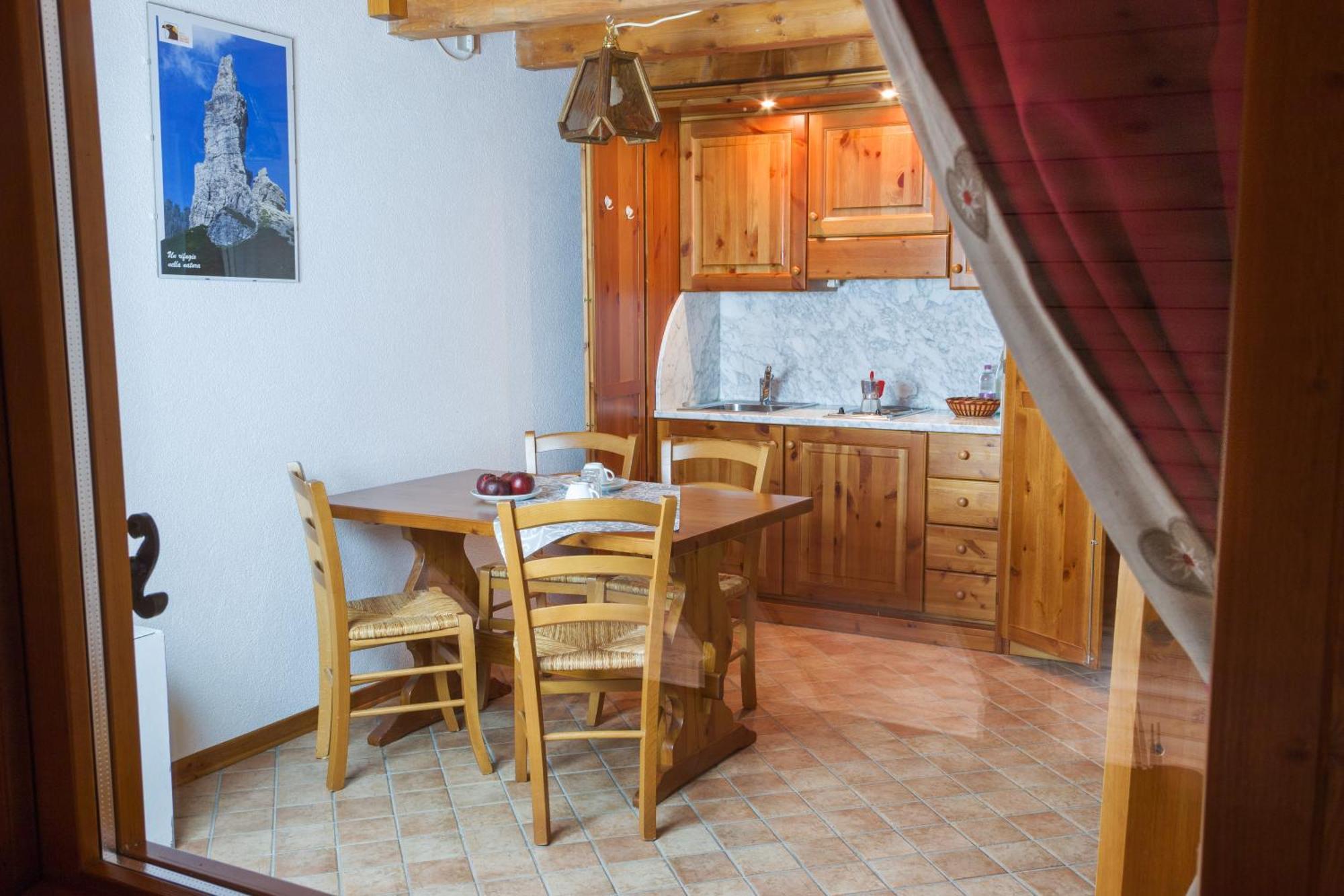 Agriturismo Pian Dei Tass บาร์ชิส ภายนอก รูปภาพ