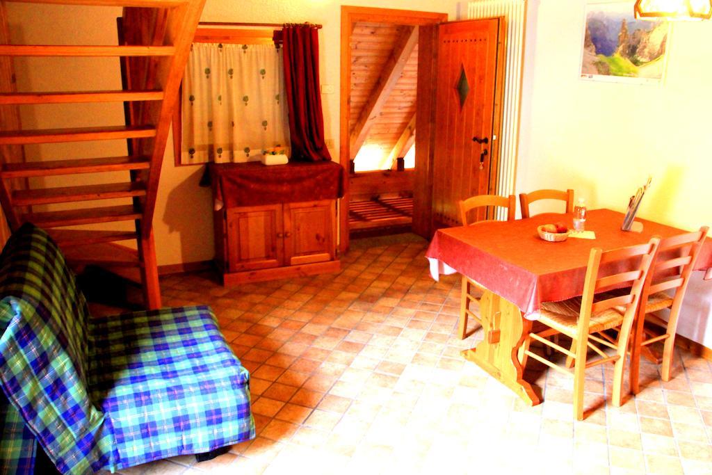 Agriturismo Pian Dei Tass บาร์ชิส ห้อง รูปภาพ